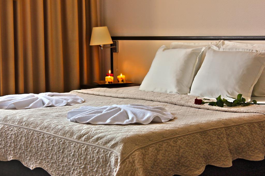 Kendros Hotel بلوفديف الغرفة الصورة
