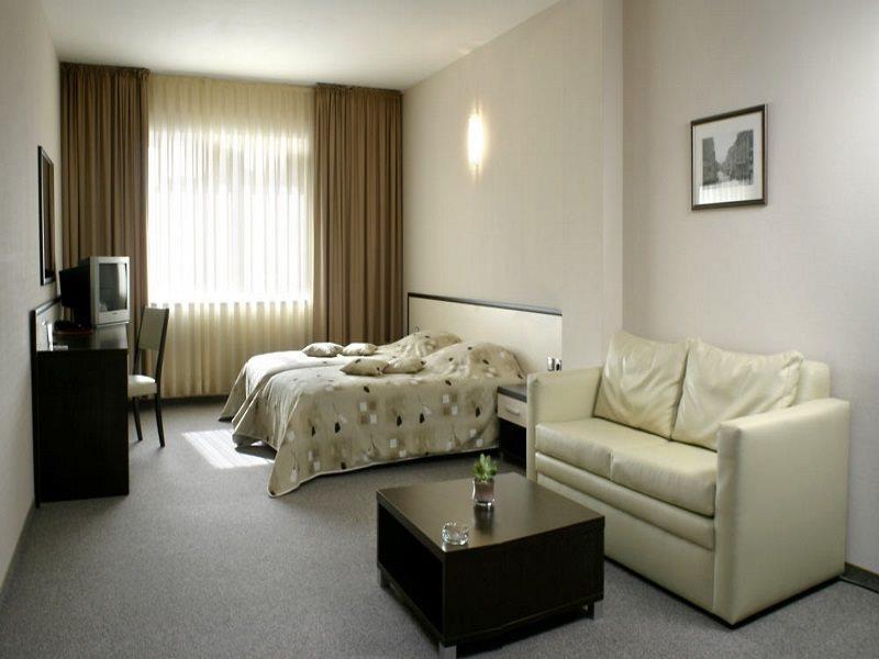 Kendros Hotel بلوفديف المظهر الخارجي الصورة
